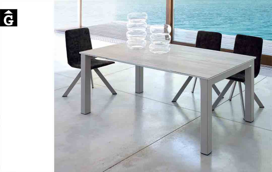 Taula-Chamon-Plus-extensible-tancada-Pure-Designs-mobles-Gifreu
