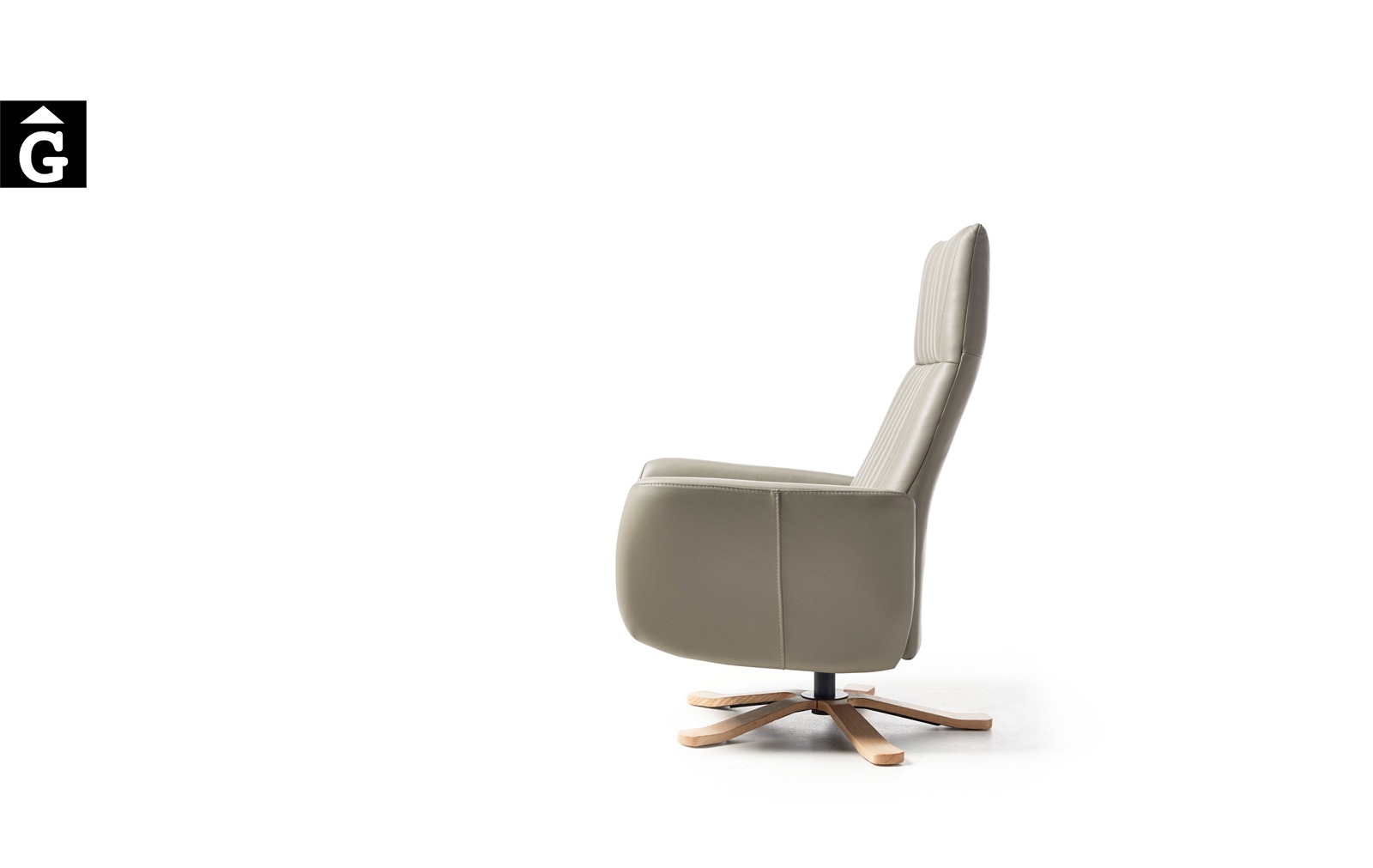 Butaca relax Tempo | Peu central fusta | Reyes Ordoñez Sofas disseny i qualitat alta distribuïdor oficial mobles Gifreu
