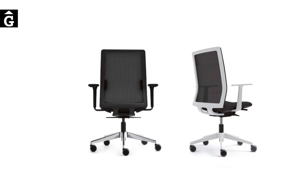 Cadira operativa Sentis | Blanc i negra | Forma 5 | mobiliari d'oficina molt interessant | mobles Gifreu | botiga | Contract | Mobles nous d'oficina