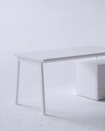 Taula operativa M10 blanca | Disseny Mario Ruiz | Forma 5 | mobiliari d'oficina molt interessant | mobles Gifreu | botiga | Contract | Mobles nous d'oficina