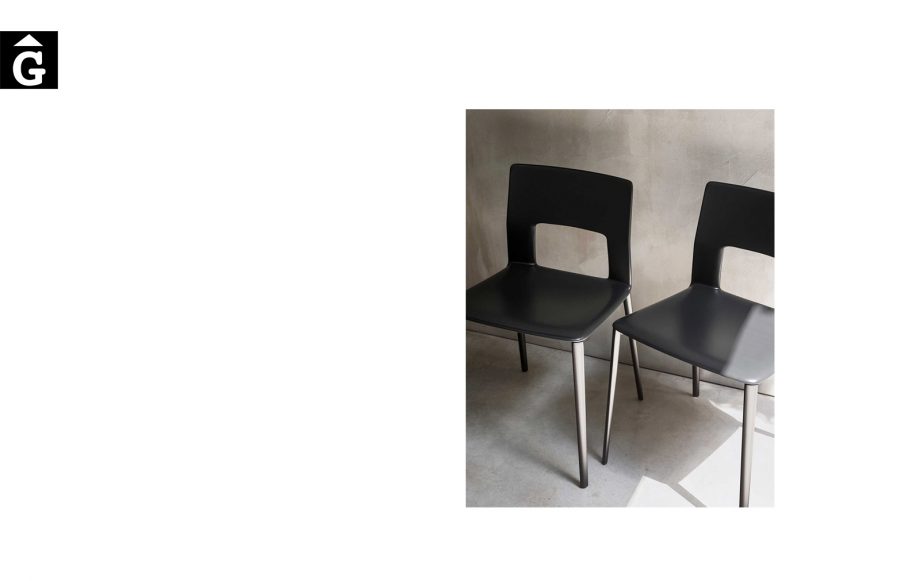 Cadira Kobe | L’art del Made in Italy plasmat a la materia | Taules | Cadires | Butaques |mobles minimalistes | Desalto | Distribuidor oficial | mobles Gifreu