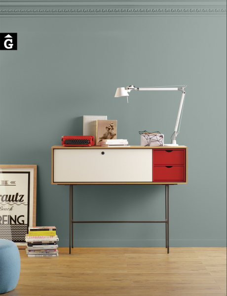 Aura consola xapa roure, laca blanca i vermella MUEBLES TREKU Kontainer by mobles Gifreu. Consola S8,5 laca blanca i vermella. 132*106