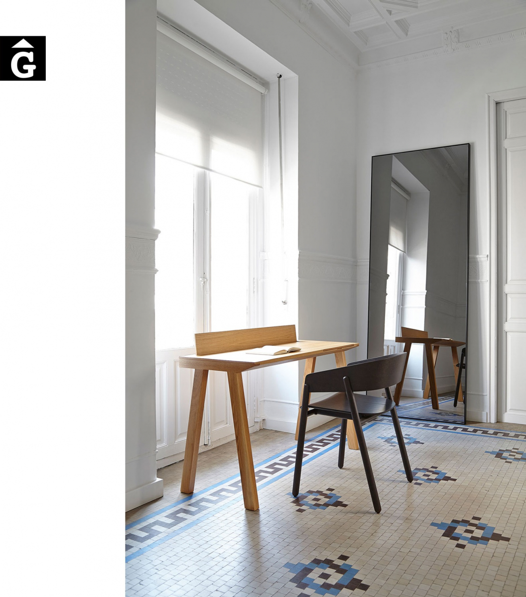ernest-2-v-punt-muebles-per-mobles-gifreu-peces-singulars-de-molta-qualitat-modern-minimal-taules-cadires-llits-aparadors
