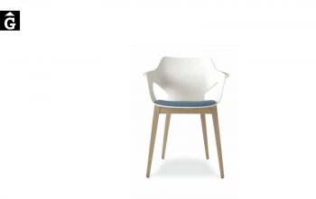 Olé butaca potes fusta roura Loyra muebles by mobles Gifreu Idees per la llar moble de qualitat