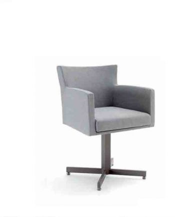 Cadira-de-braços-Gladis-Pure-Designs-mobles-Gifreu