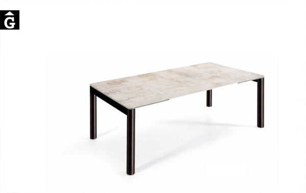 Taula Harley sobre Dekton o gres porcellànic extensible oberta Pure Designs mobles Gifreu