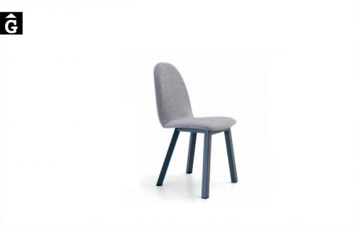 Cadira Pau 4 potes fusta quadrades Pure Designs mobles Gifreu