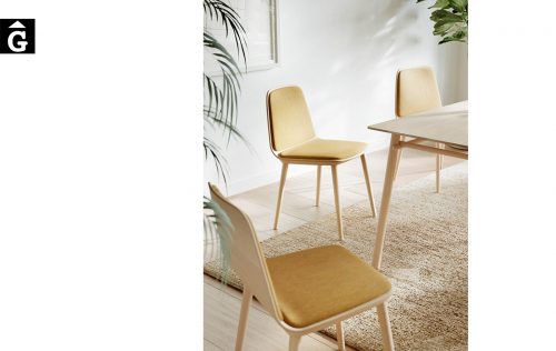 Cadira Bisell potes fusta tapissat groc Treku Home selecció Gifreu mobles