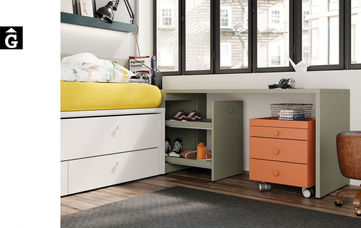 Habitació juvenil amb llit lliscant reversible | Detall arcó extraible lateral | lagrama | mobles Gifreu