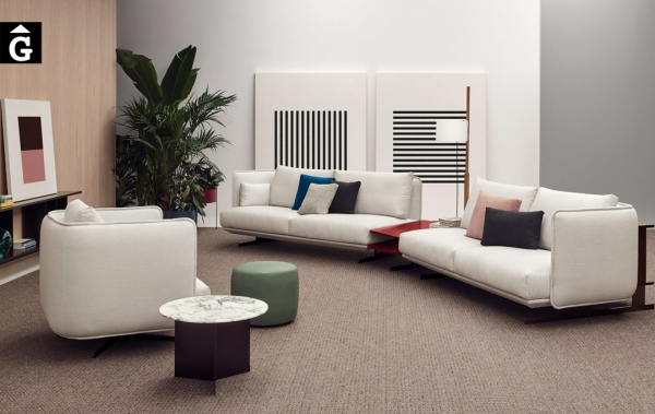Sofà llarg forma Joquer Serene | Joquer | Sofàs a mida | grans | llargs | Moderns | Modulars | per la teva llar | Comprar sofà | mobles Gifreu | Botiga | Distribuïdor Girona