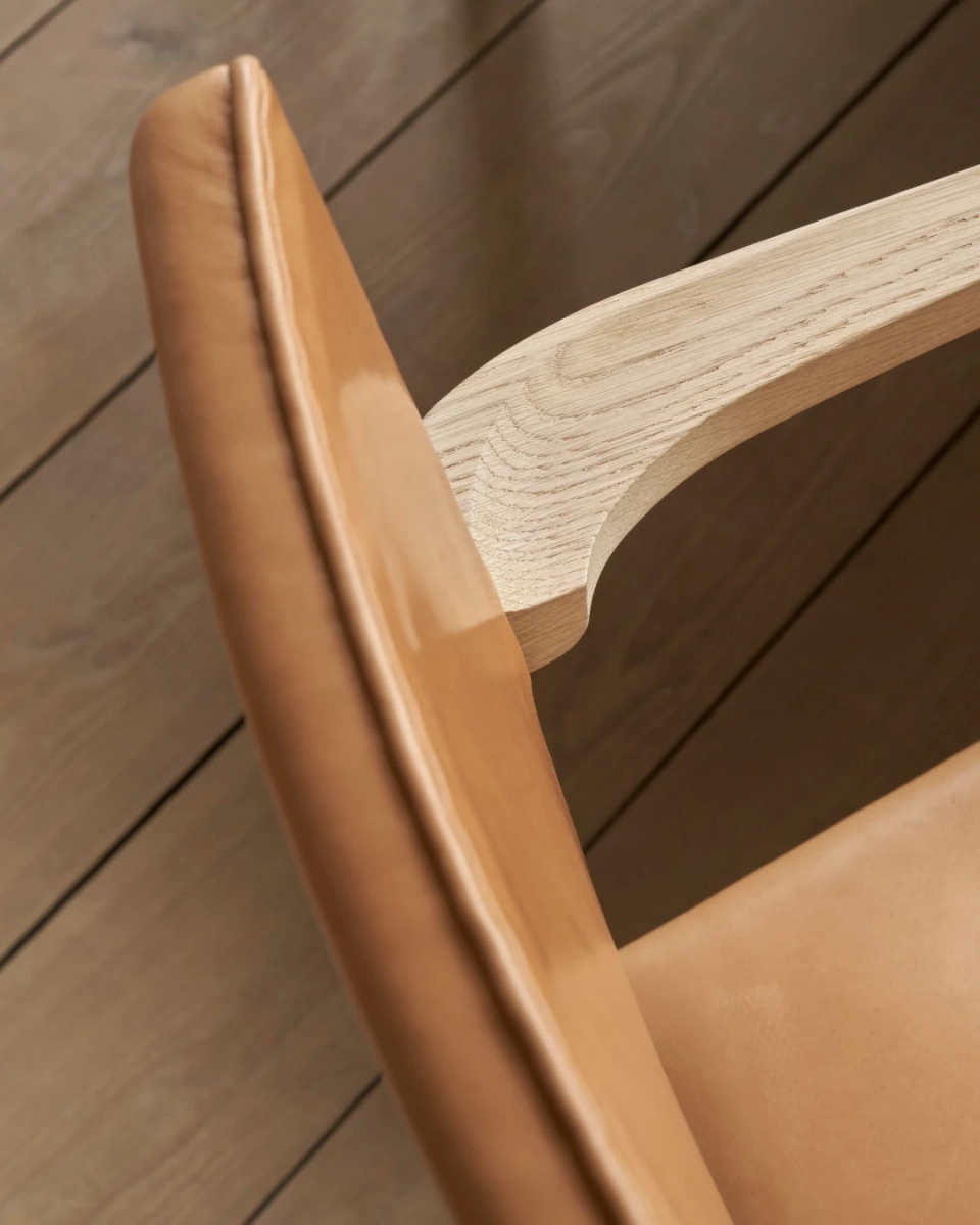 Cadira KK37581 - detall respatller