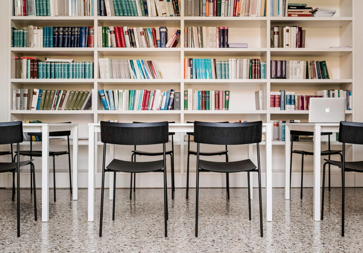 Cadira Mito - biblioteca