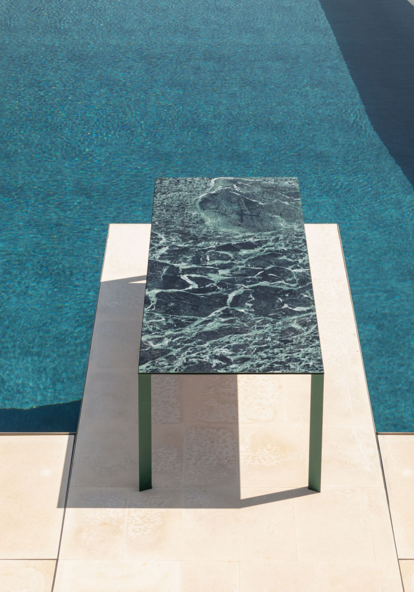 Taula Akashi - exterior 2